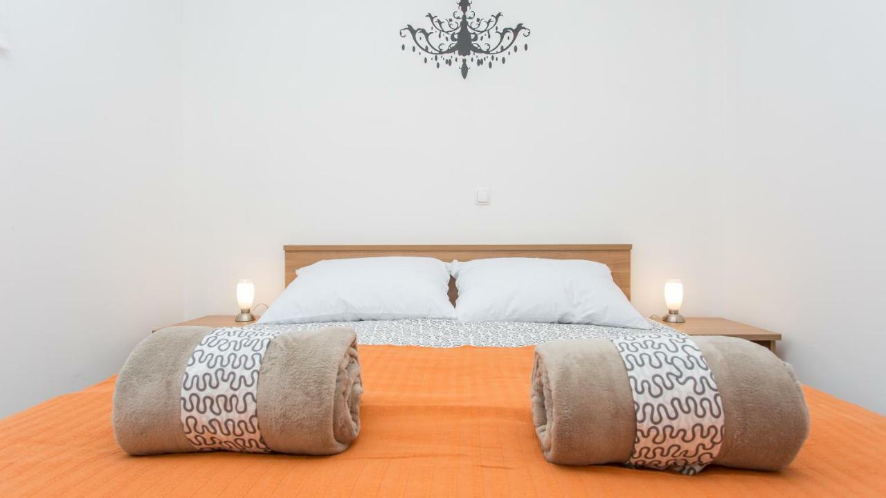 Apartmani Memories I Башка Экстерьер фото