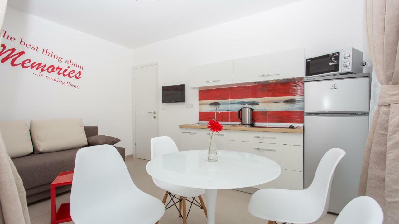 Apartmani Memories I Башка Экстерьер фото